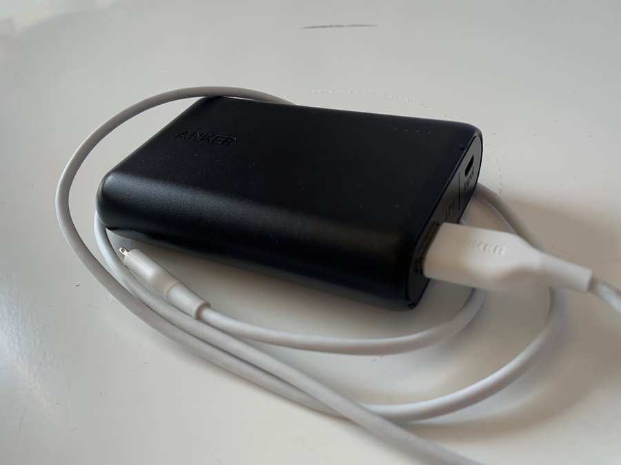 Detalle de Power bank PowerCell 20K: autonomía real tras 40 cargas de prueba